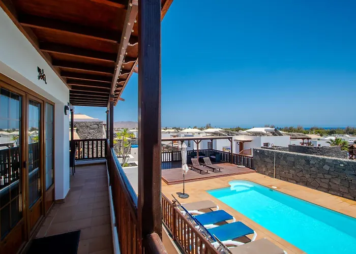 Casa Laura Vista Lobos - Spacious With Heatable Pool And Sea Views Villa *