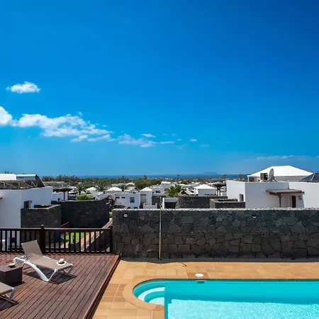 Casa Laura Vista Lobos - Spacious With Heatable Pool And Sea Views Villa *