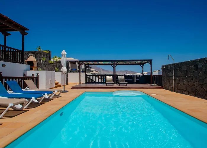 Вилла Casa Laura Vista Lobos - Spacious With Heatable Pool And Sea Views *