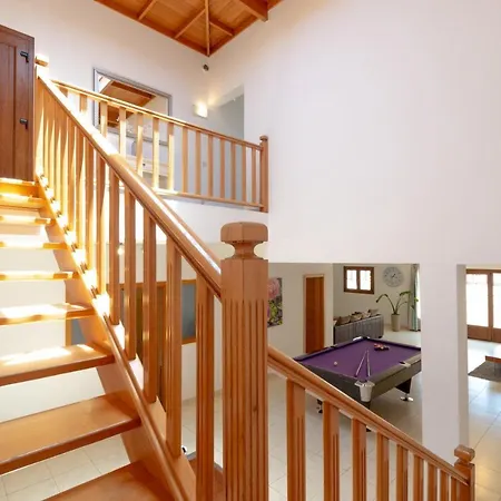 Vila Casa Laura Vista Lobos - Spacious With Heatable Pool And Sea Views