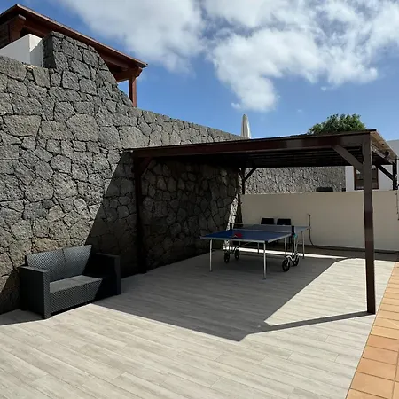 Casa Laura Vista Lobos - Spacious With Heatable Pool And Sea Views Playa Blanca (Lanzarote)
