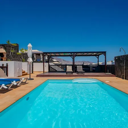 Willa Casa Laura Vista Lobos - Spacious With Heatable Pool And Sea Views *