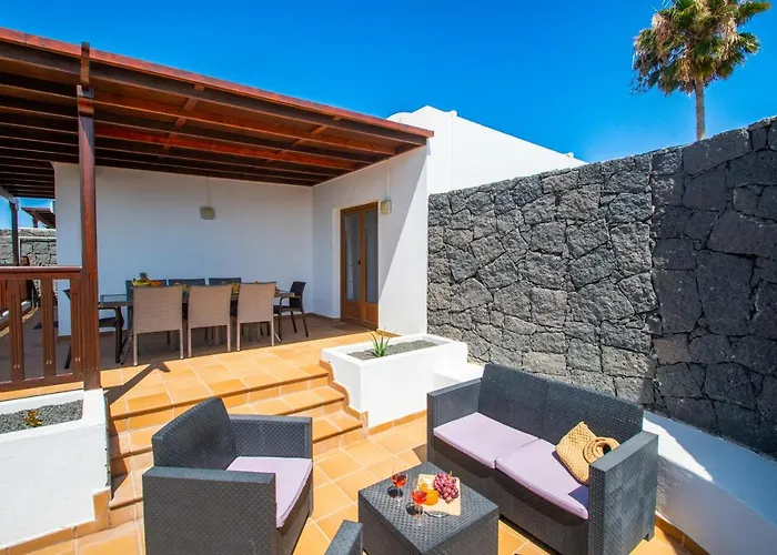 Willa Casa Laura Vista Lobos - Spacious With Heatable Pool And Sea Views *